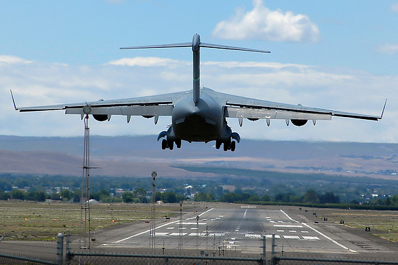 C-17 Approaching Runway