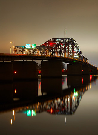 BR121108-0022