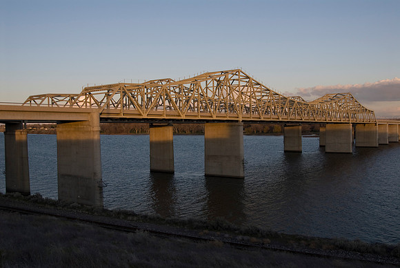 Snake River Vaughn Hubbard Bridge
